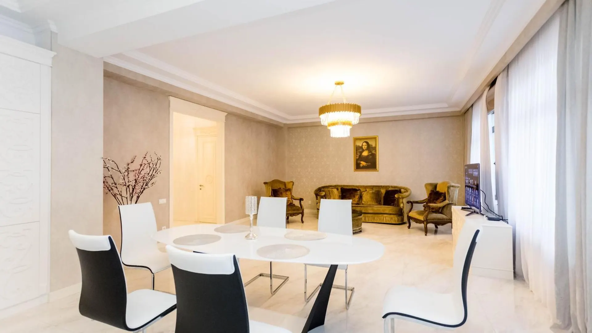 Luxury Apartment For Families Or Group Of Visitors In City Center I Tbilisi