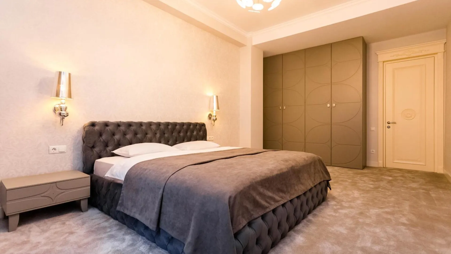 Luxury Apartment For Families Or Group Of Visitors In City Center I Tbilisi