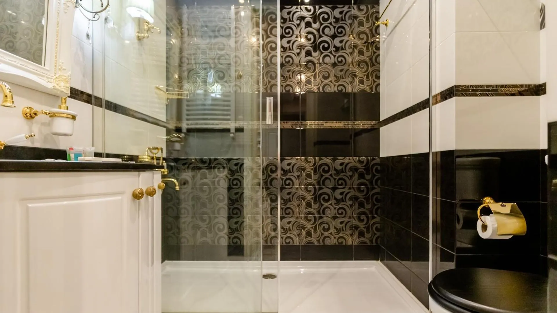 Luxury Apartment For Families Or Group Of Visitors In City Center I 第比利斯